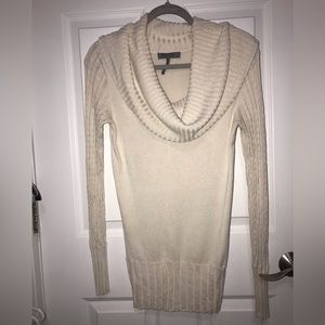 Buffalo cream sweater size M